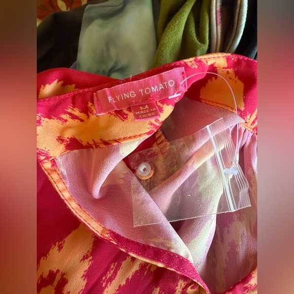 NWOT FLYING TOMATO Mock Neck Ballon Long Sleeve Top - Picture 2 of 9